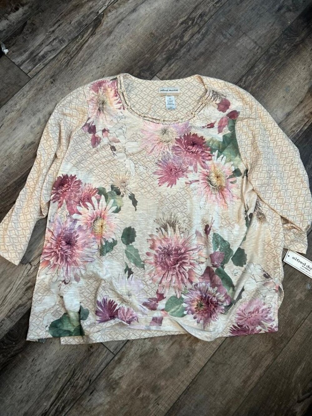 NEW Alfred Dunner Beige Floral Top - XL NWT Cachebox